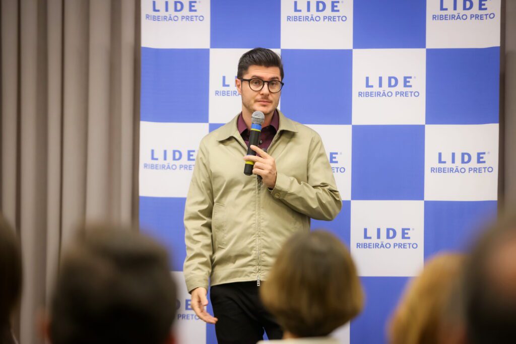 LIDE recebe Rodrigo Lopes, fundador do Grupo RPX | Crédito: Rafael Cautella