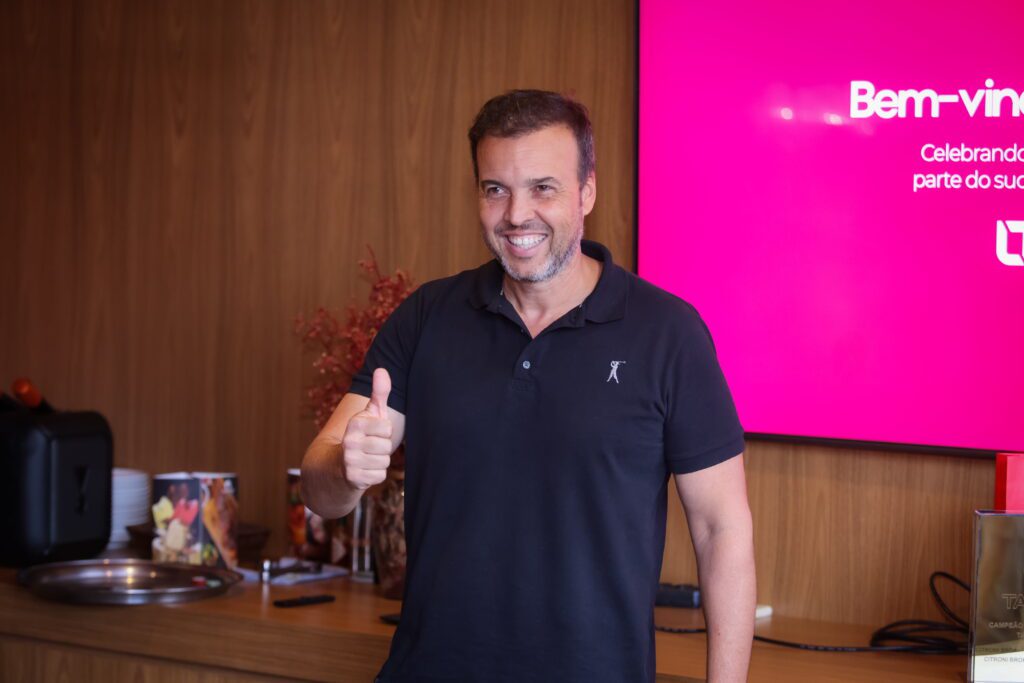 TARRAF premia imobiliárias destaque nas vendas do Tarraf Studios | Crédito: Rafael Cautella