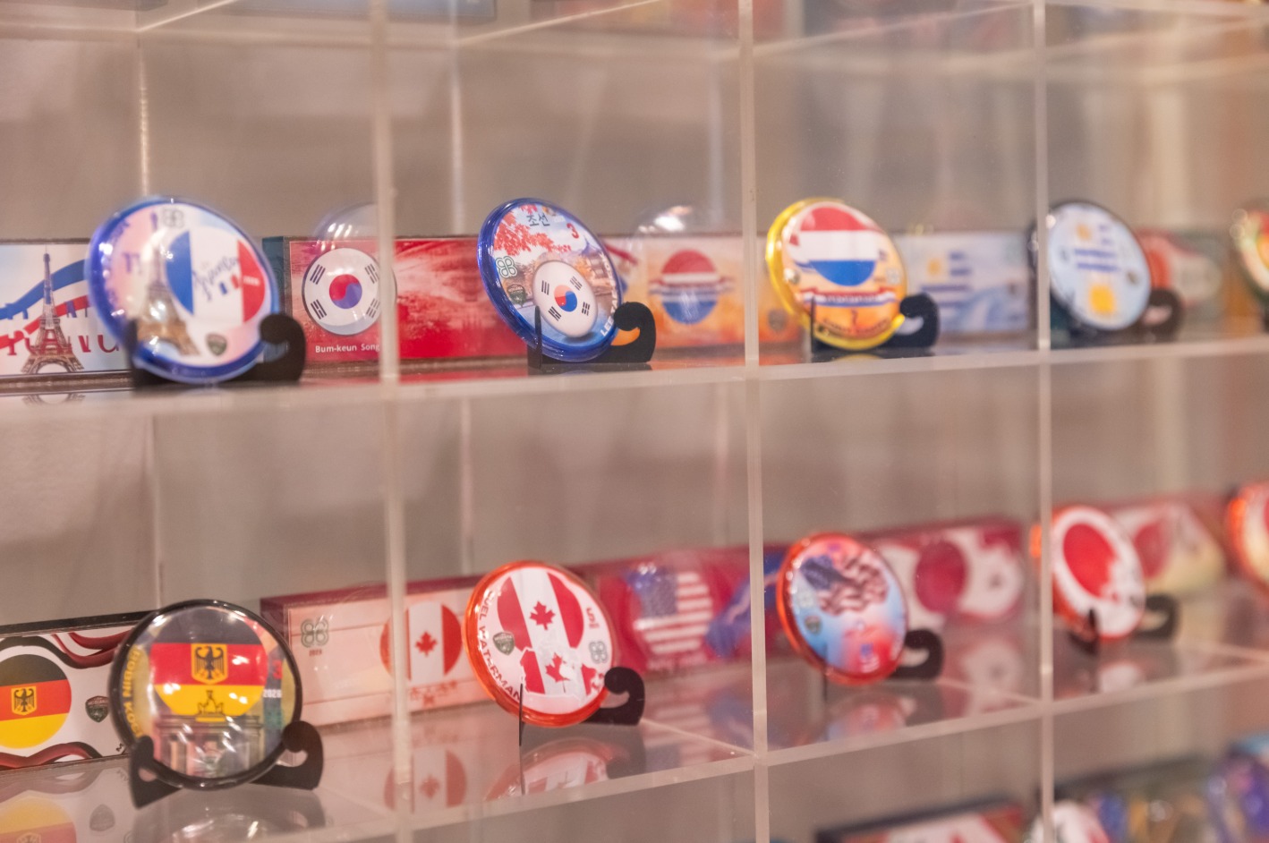 A exposição dedicada ao futebol de botão durante o feriado prolongado | Crédito: Tábata Barbosa