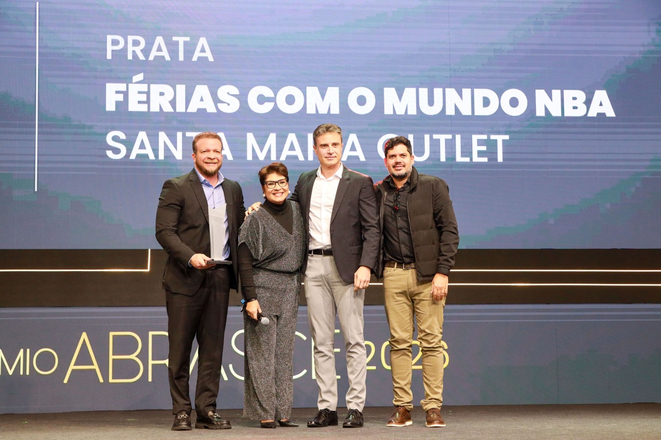 Equipe Santa Maria Outlet recebe troféu de prata no Abrasce 2026 | Crédito: Divulgação