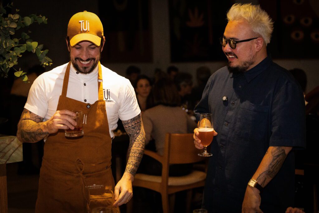 Cadu Evangelisti completa ‘trilogia’ na cozinha do Tui Restaurante | Crédito: Larissa Perna