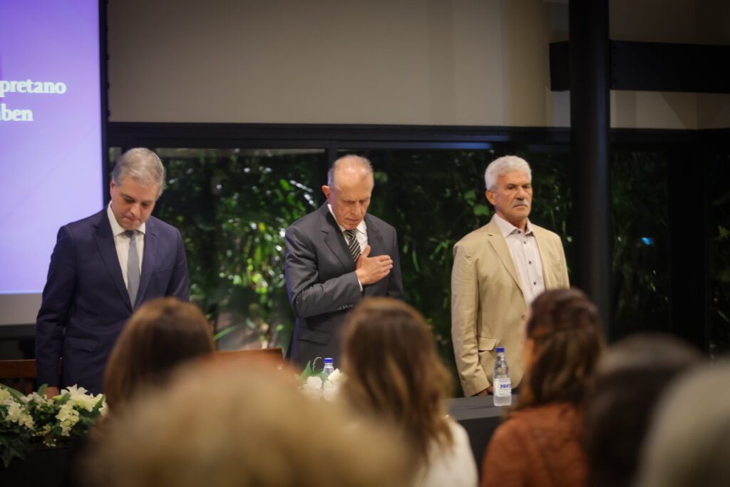 O arquiteto Fernando Rivaben recebe título de cidadão ribeirão-pretano | Crédito: Rafael Cautella