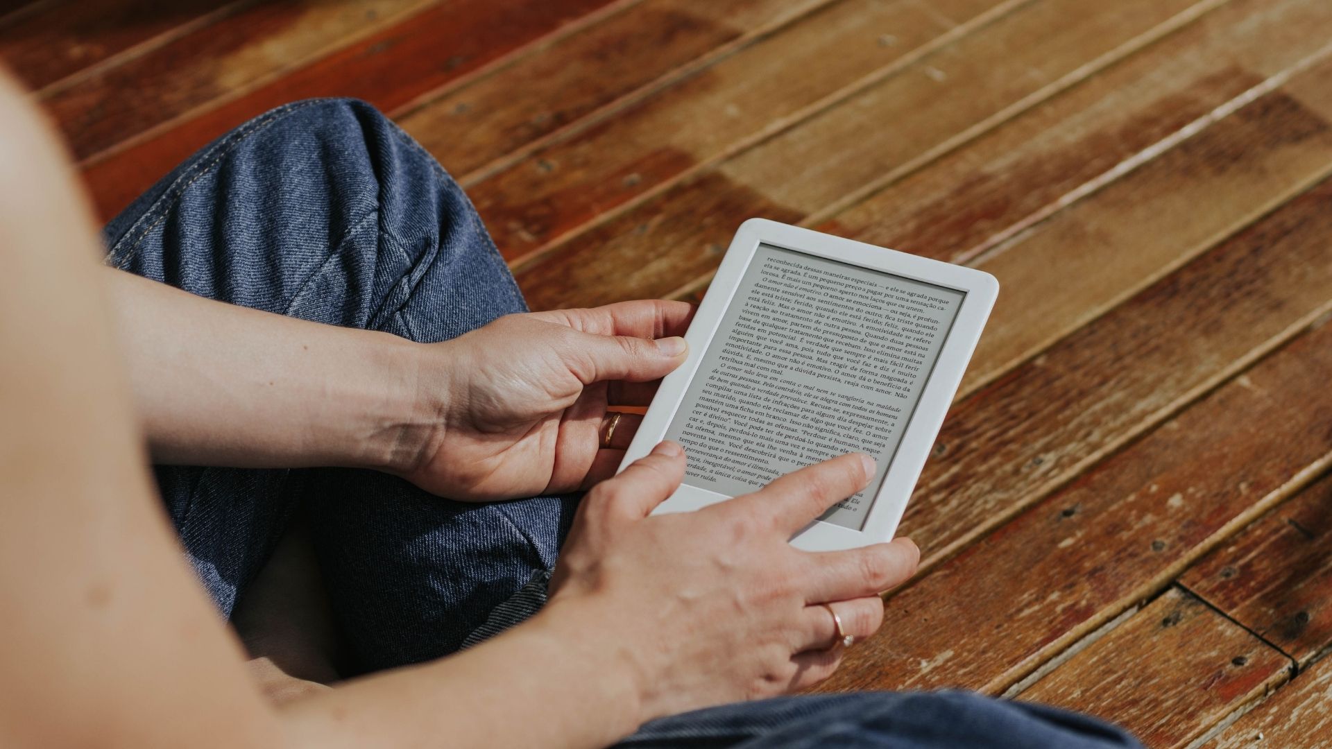 Bibliotecas digitais aumentam oferta de obras gratuitas e contribuem para leitura no Brasil