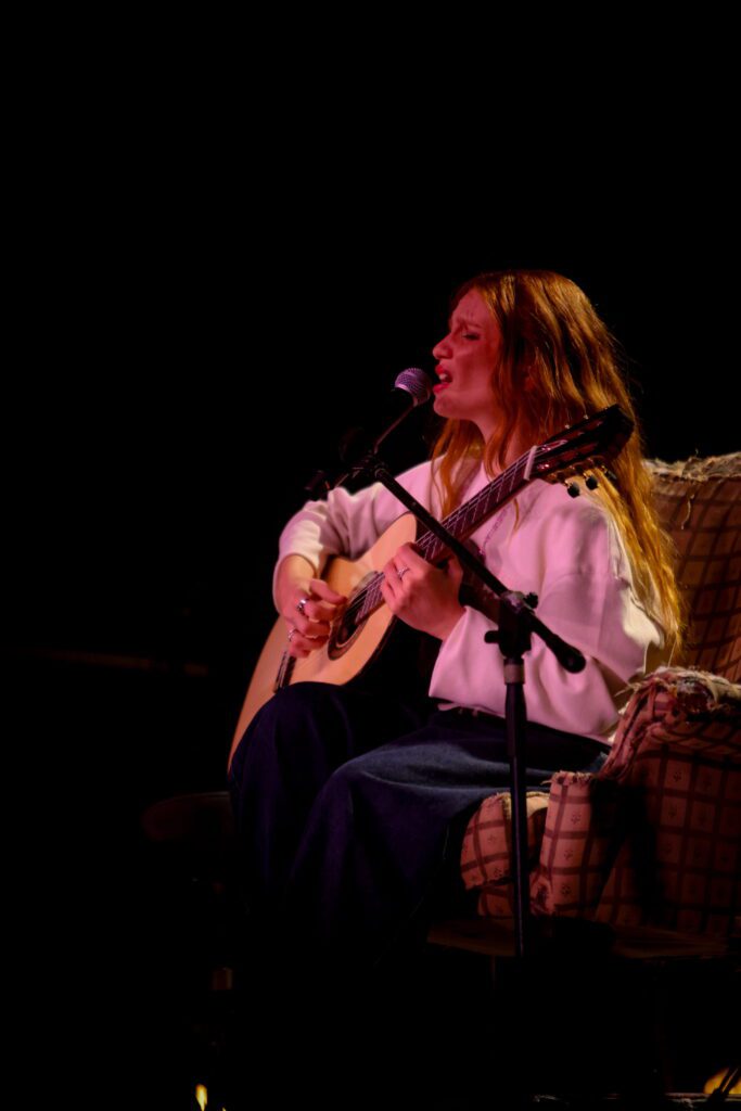 Carol Biazin faz show intimista no Multiplan Hall em 22-08-26 | Crédito: Rafael Cautella
