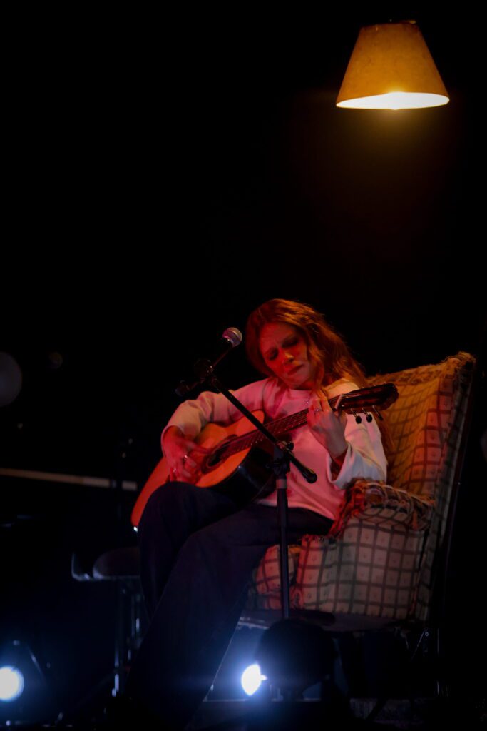 Carol Biazin faz show intimista no Multiplan Hall em 22-08-26 | Crédito: Rafael Cautella