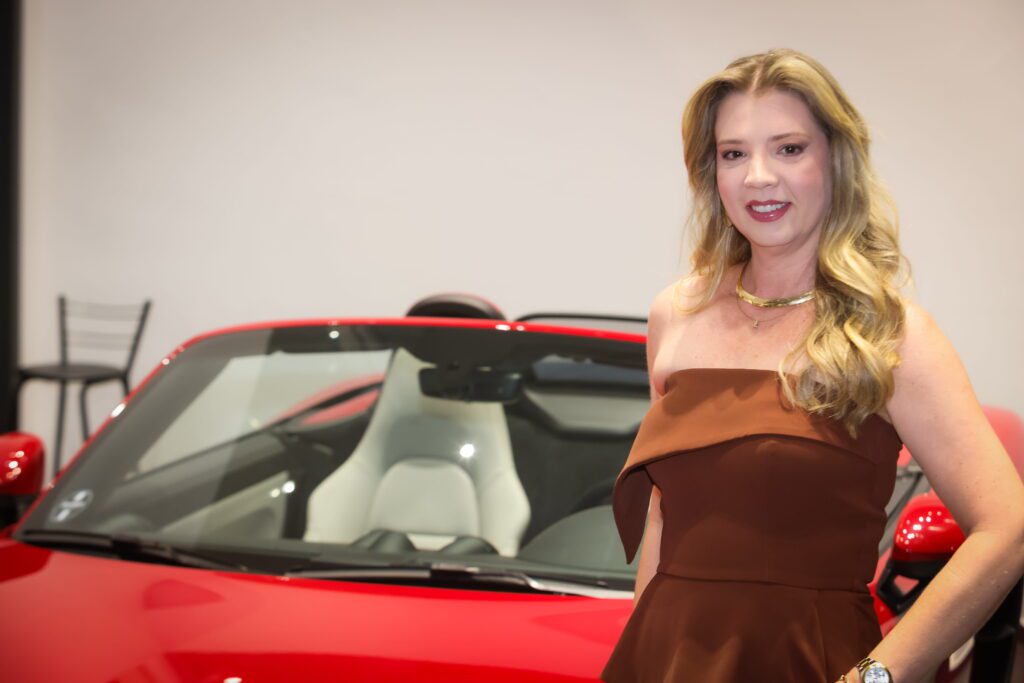 Dennis Wang participa de encontro na Porsche | Crédito: Rafael Cautella