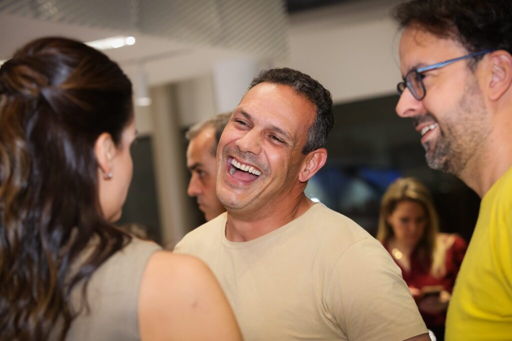 Dennis Wang participa de encontro na Porsche | Crédito: Rafael Cautella