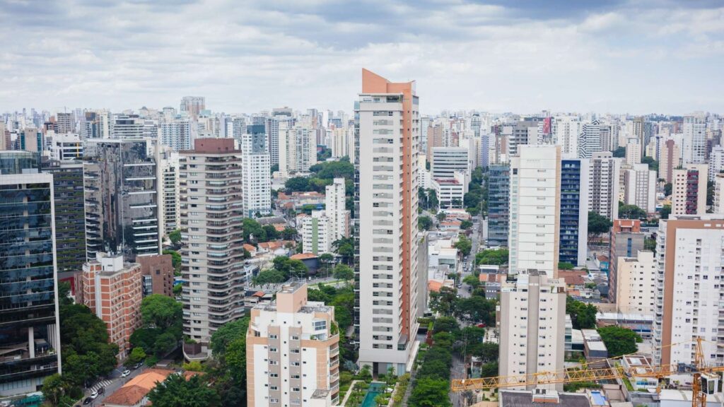 Para a diretora presidente do Instituto Mulheres do Imobiliário, Elisa Rosenthal, entender essa consumidora não é pauta de inclusão, é estratégia comercial