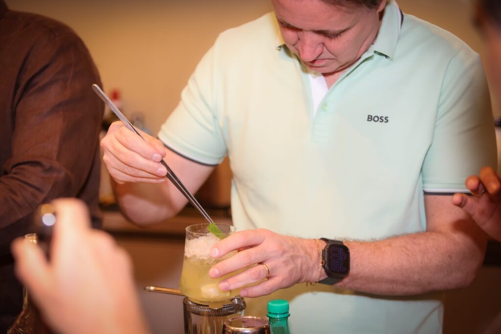 Workshop de drinks na Breton | Crédito: Rafael Cautella