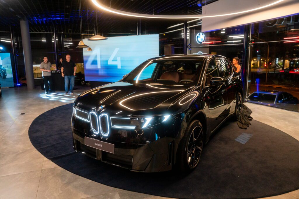 Novo BMW iX3 | Crédito: Vitório Pagliuso/Divulgação Eurobike