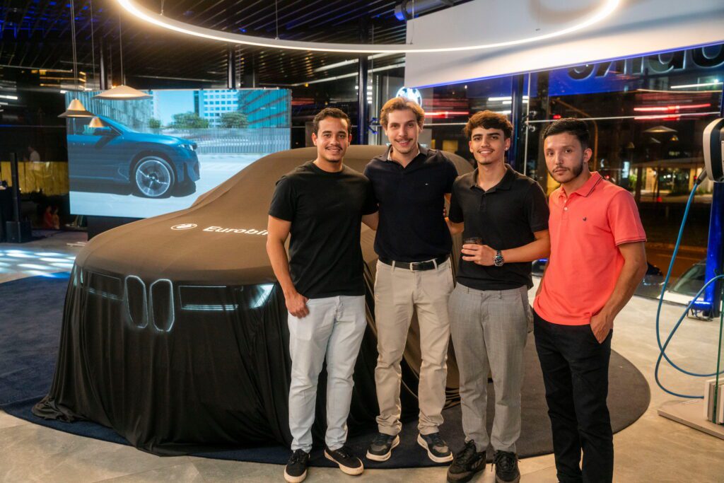 Eurobike apresenta novo BMW iX3 | Crédito: Vitório Pagliuso/Divulgação Eurobike