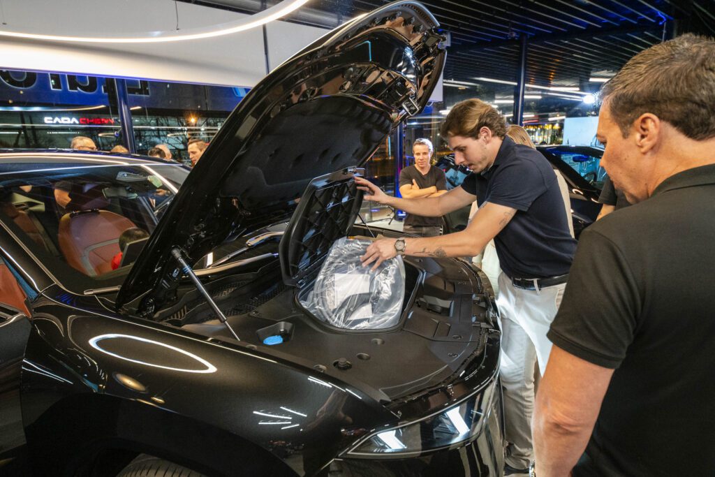 Eurobike apresenta novo BMW iX3 | Crédito: Vitório Pagliuso/Divulgação Eurobike