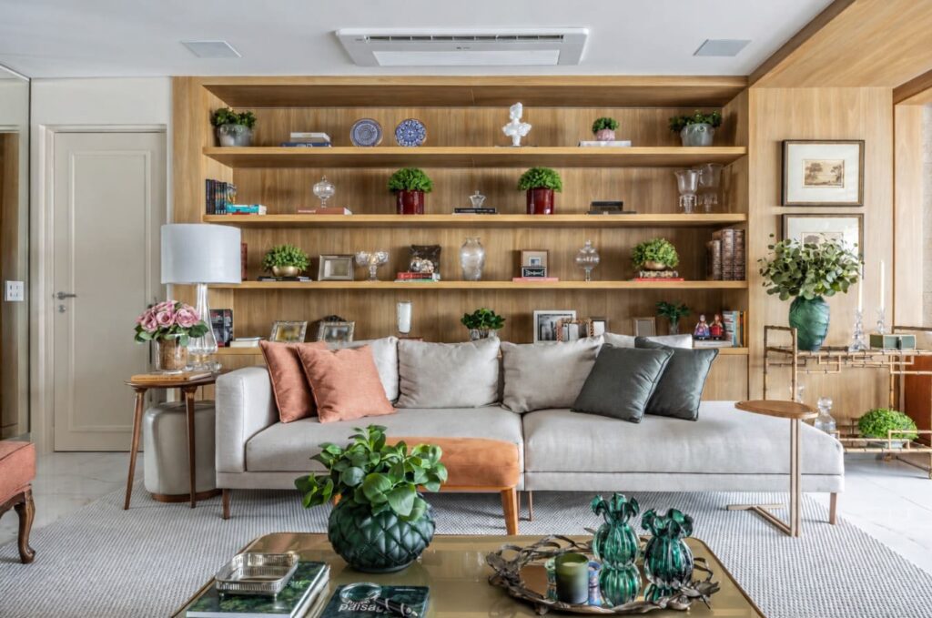Veludo, linho, couro, fibras naturais com madeira, pedra, vidro e metal ganham espaço na arquitetura de interiores | Crédito: Divulgação