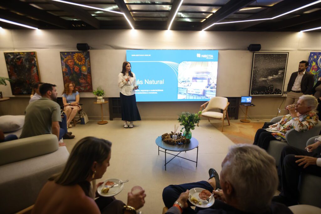 Necta recebe convidados na CASACOR Ribeirão | Crédito: Rafael Cautella