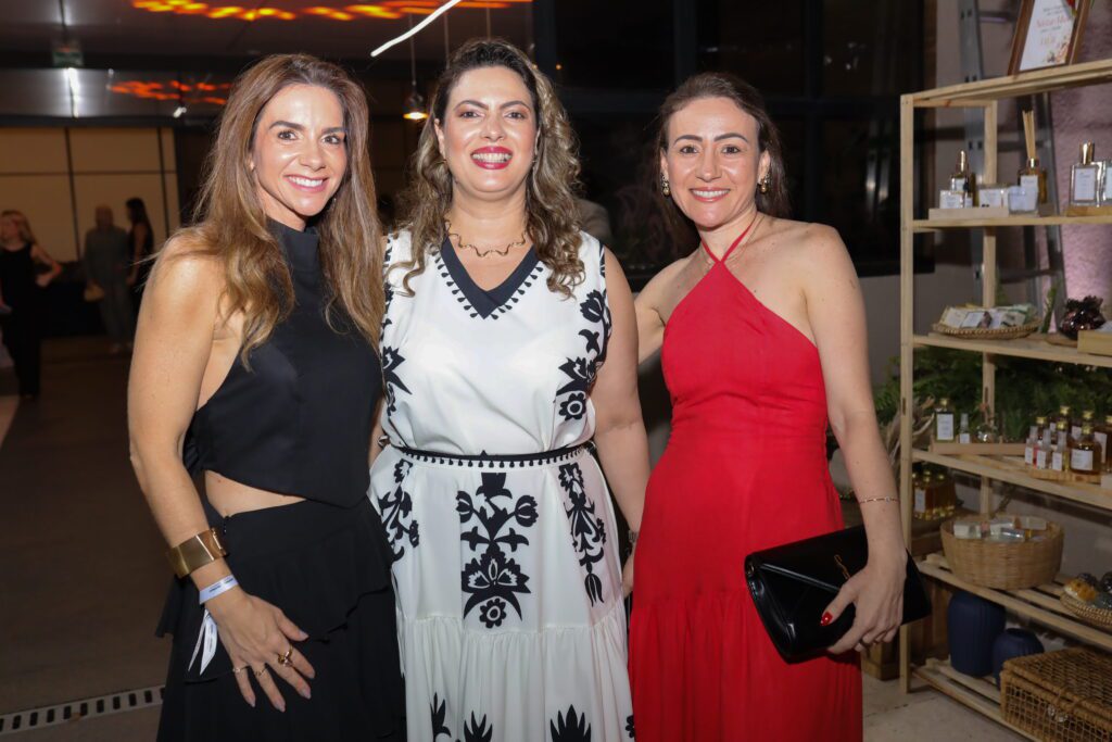Adonira e Cecconello se unem novamente para a 2ª edição do HER | Crédito: Larissa Canhas
