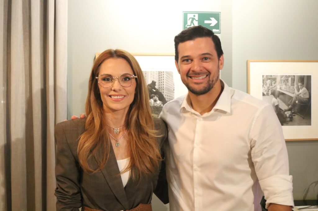 Giovana Atarasi Jurca e Mario Rossi | Crédito: Divulgação
