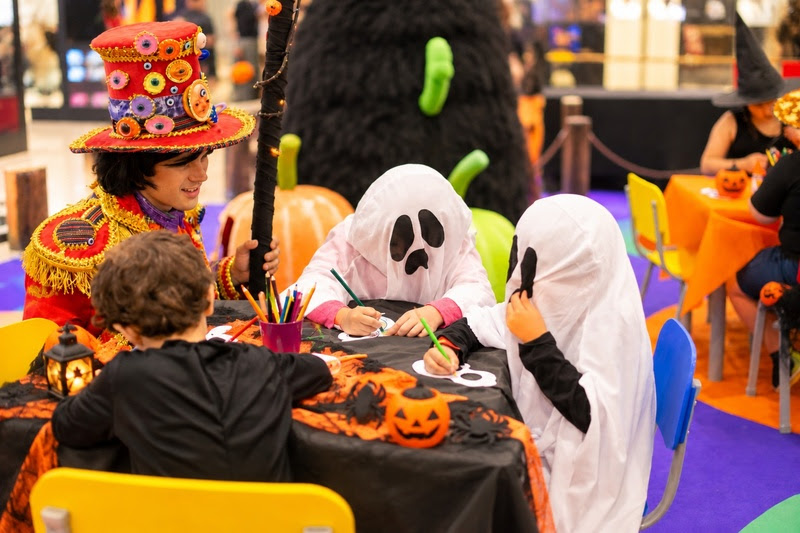 Oficinas de Halloween do RibeirãoShopping serão realizadas de 23 de outubro a 1º de novembro - Crédito: Tábata Barbosa