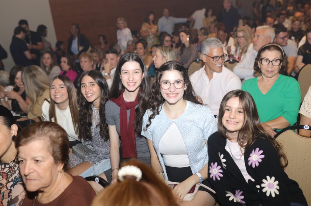 Roberto Carlos encanta fãs no Multiplan Hall (Outubro 2026) | Crédito: Larissa Canhas