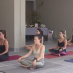 Aula de yoga no Marquises Park Residence | Crédito: Rafael Cautella